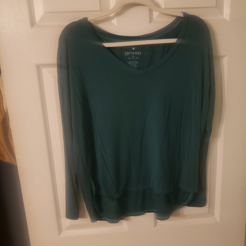 Teal long sleeved American eagle shirt